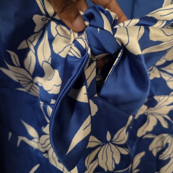 Alexis X Target Women's Plus Size Blue Floral Ruffled Hi-Low Satin Dress. 3X - Picture 10 of 11